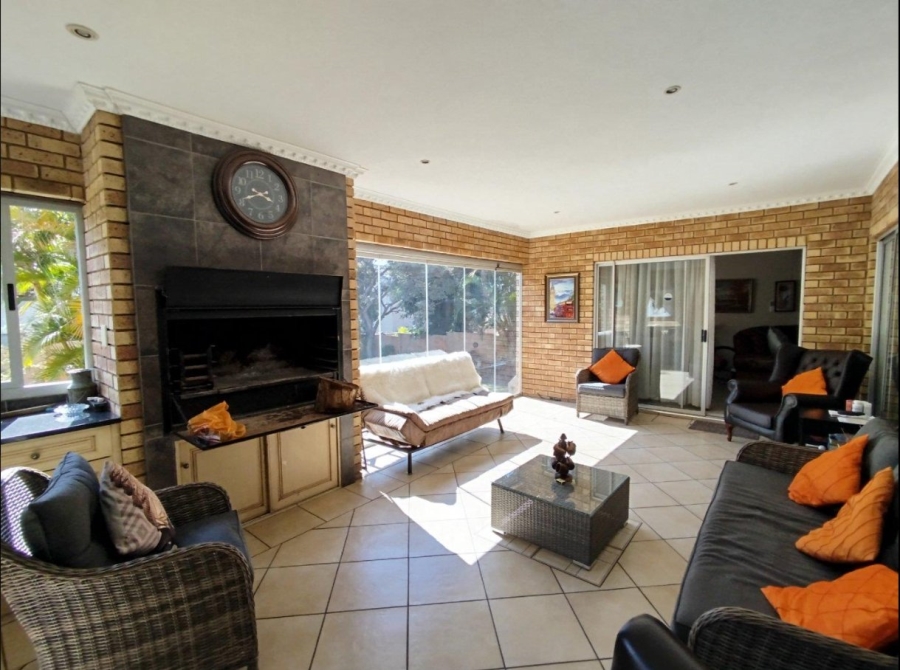 4 Bedroom Property for Sale in Ninapark Gauteng