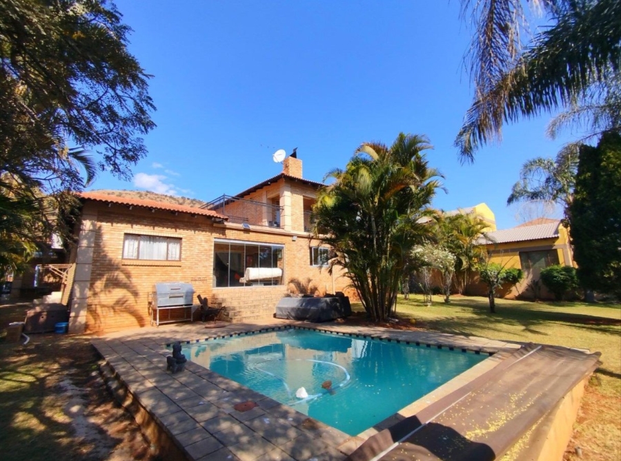4 Bedroom Property for Sale in Ninapark Gauteng
