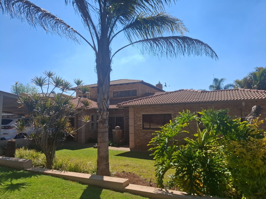 4 Bedroom Property for Sale in Ninapark Gauteng