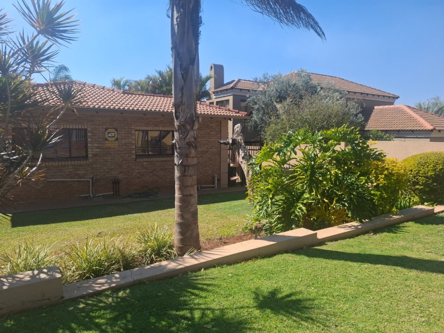 4 Bedroom Property for Sale in Ninapark Gauteng