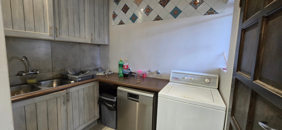 To Let 4 Bedroom Property for Rent in Randhart Gauteng