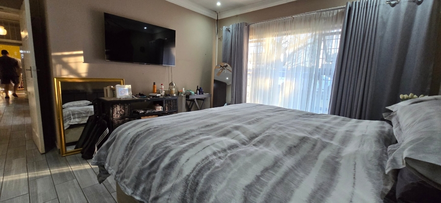 To Let 4 Bedroom Property for Rent in Randhart Gauteng