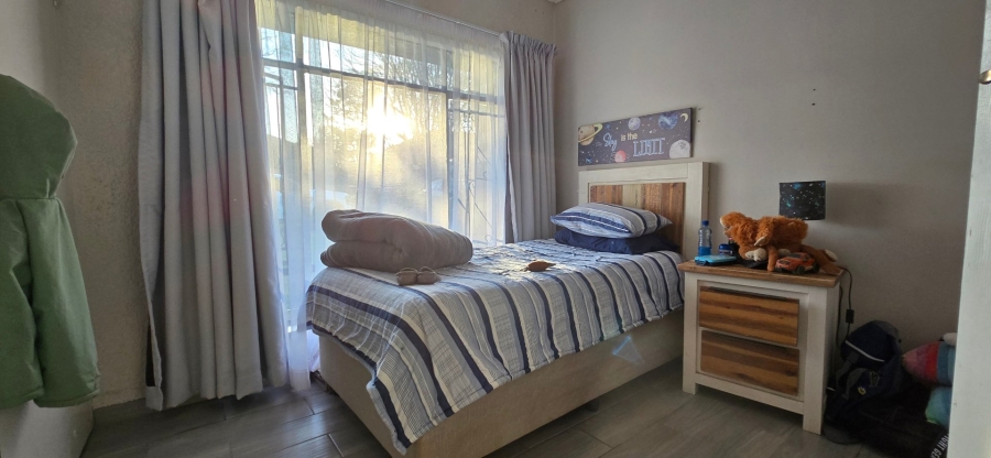 To Let 4 Bedroom Property for Rent in Randhart Gauteng
