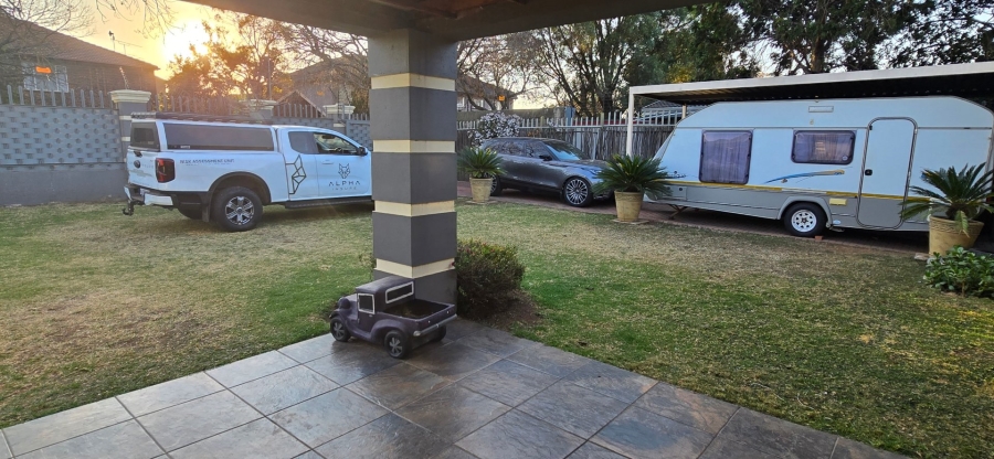 To Let 4 Bedroom Property for Rent in Randhart Gauteng