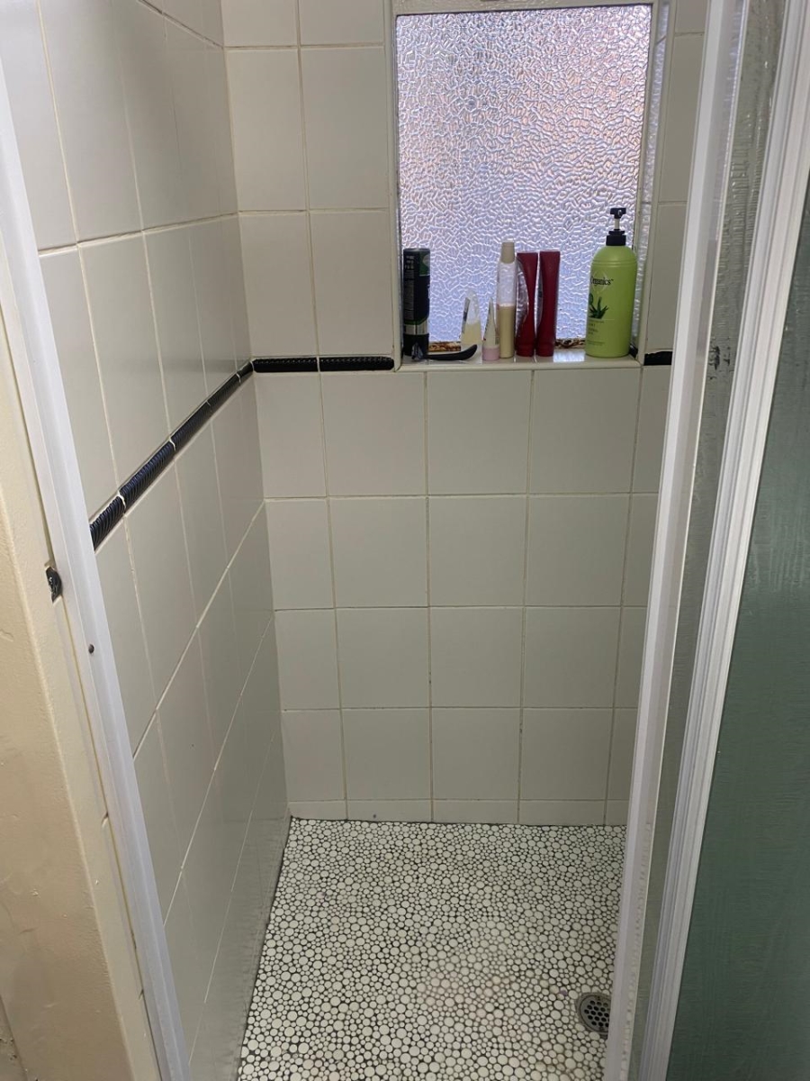 To Let 1 Bedroom Property for Rent in Waterkloof Ridge Gauteng