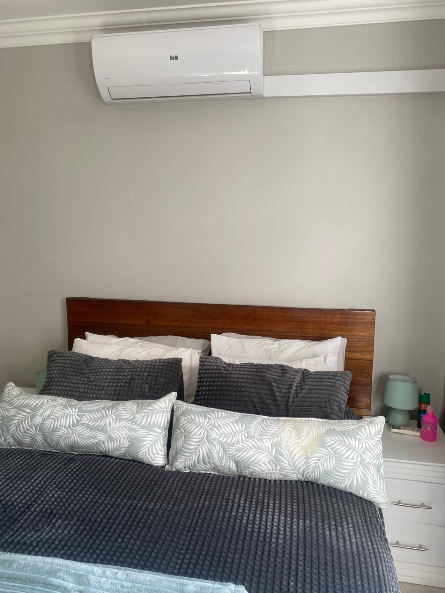 To Let 1 Bedroom Property for Rent in Waterkloof Ridge Gauteng