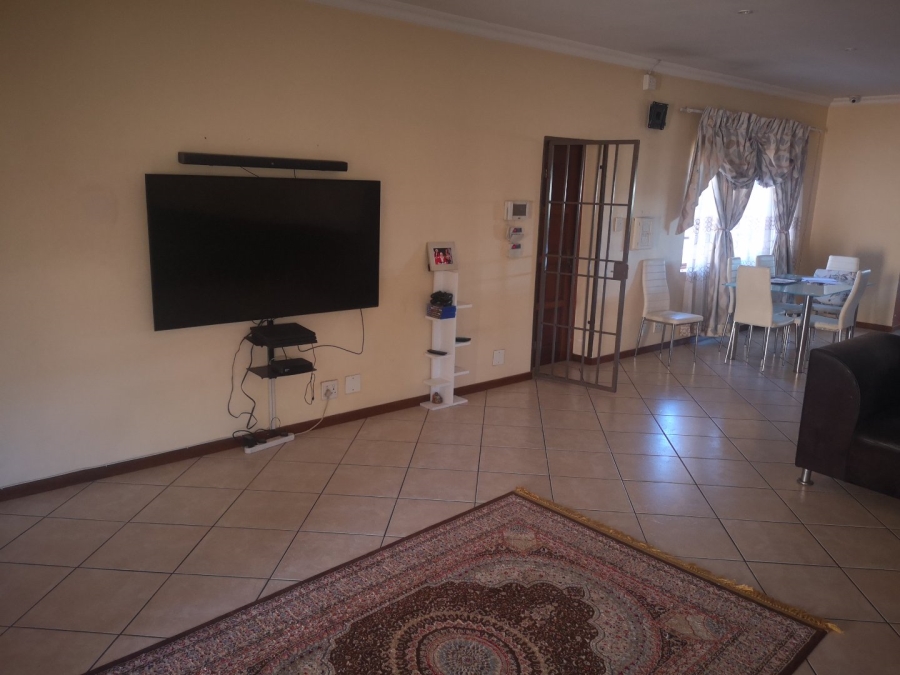4 Bedroom Property for Sale in Solheim Gauteng