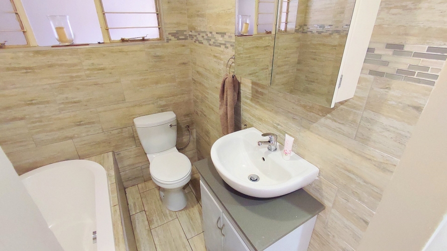 4 Bedroom Property for Sale in Wierda Park Gauteng