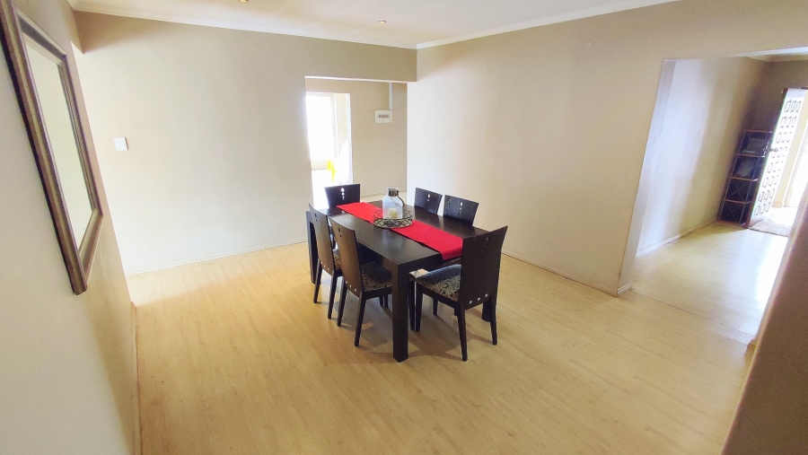 4 Bedroom Property for Sale in Wierda Park Gauteng