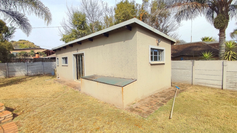 4 Bedroom Property for Sale in Wierda Park Gauteng