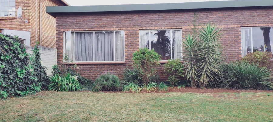 4 Bedroom Property for Sale in Wierda Park Gauteng