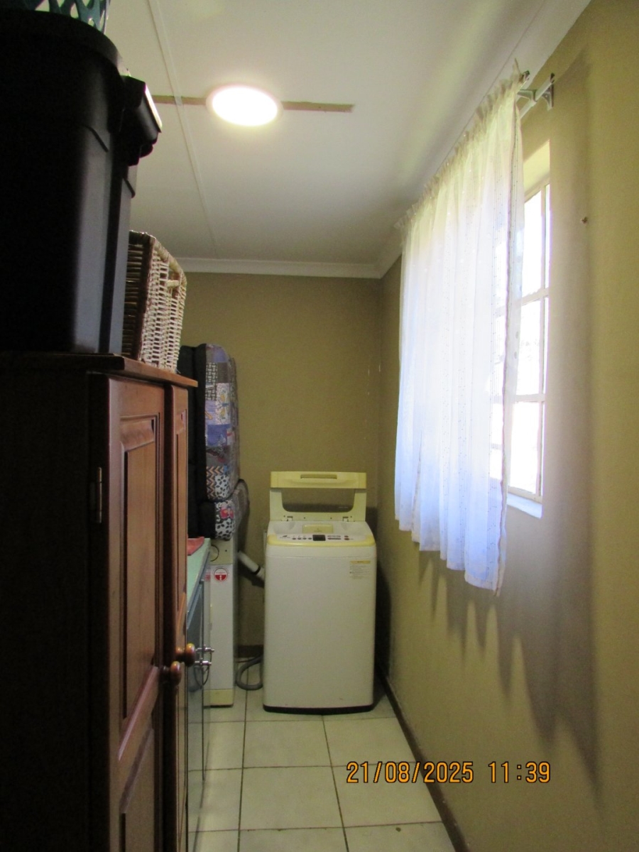 3 Bedroom Property for Sale in Erasmus Gauteng