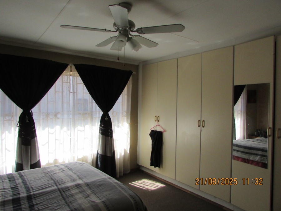 3 Bedroom Property for Sale in Erasmus Gauteng