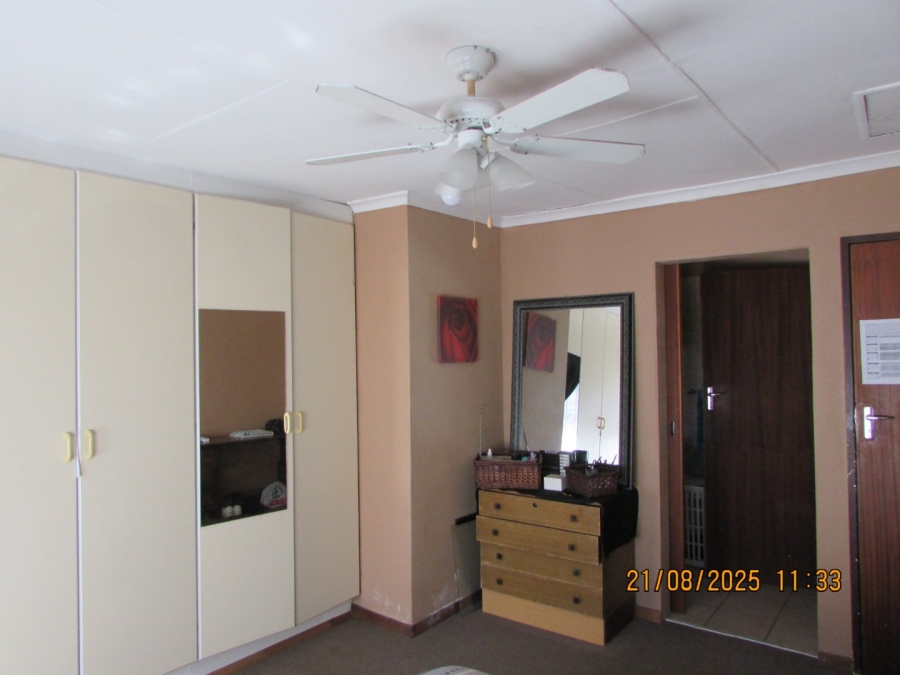 3 Bedroom Property for Sale in Erasmus Gauteng