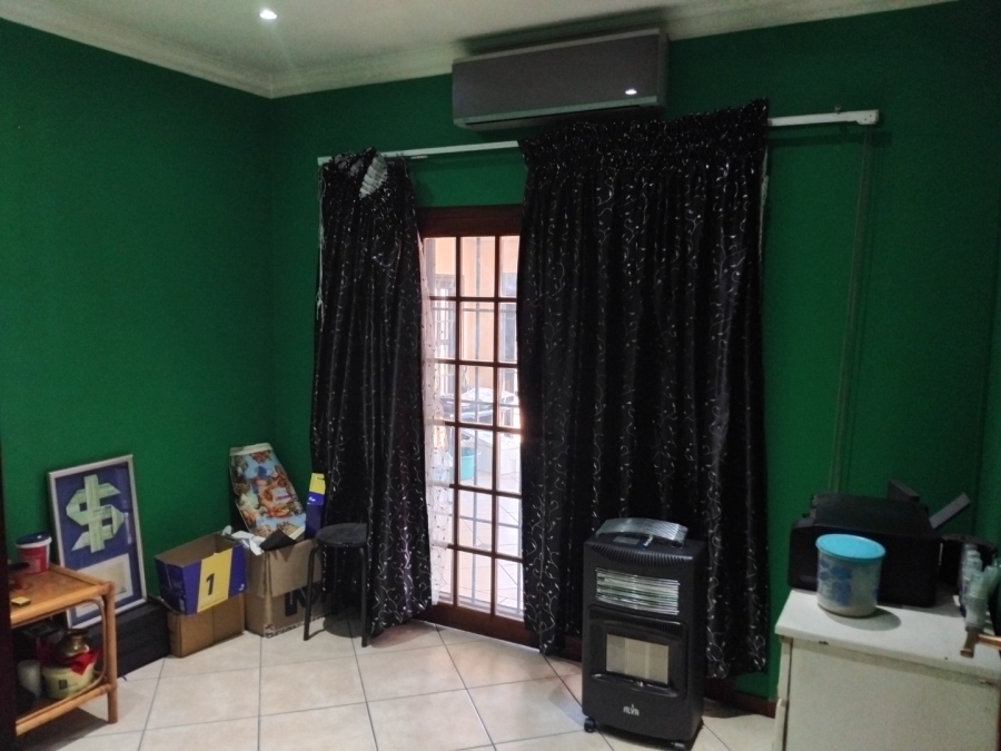 4 Bedroom Property for Sale in Solheim Gauteng