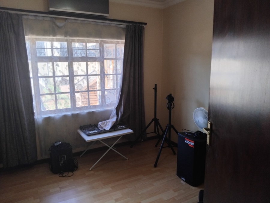 4 Bedroom Property for Sale in Solheim Gauteng