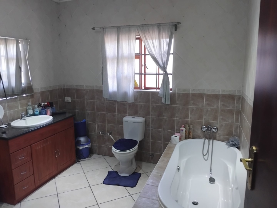 4 Bedroom Property for Sale in Solheim Gauteng