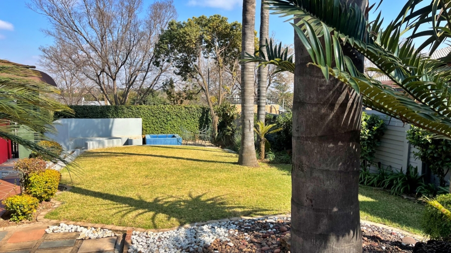 6 Bedroom Property for Sale in Pierre Van Ryneveld Gauteng