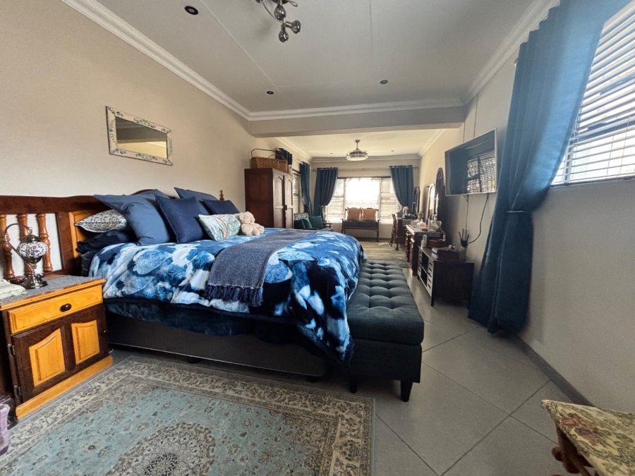 Bedroom Property for Sale in Erasmus Gauteng