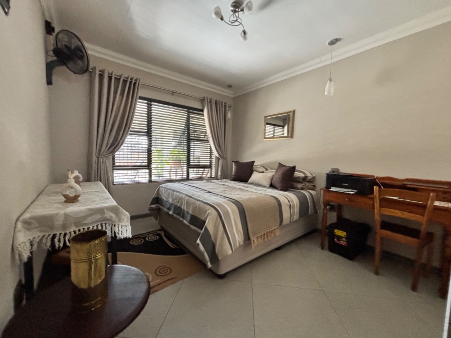  Bedroom Property for Sale in Erasmus Gauteng