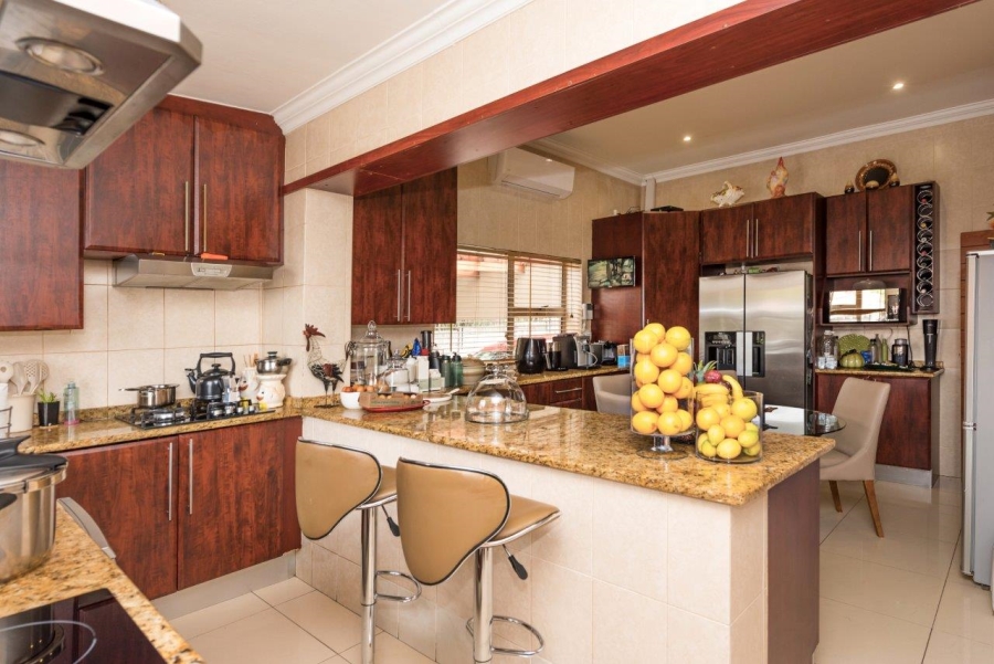To Let 4 Bedroom Property for Rent in Observatory Gauteng