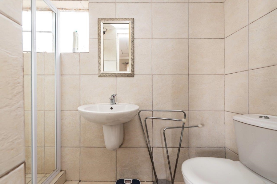 To Let 4 Bedroom Property for Rent in Observatory Gauteng