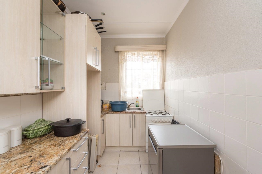 To Let 4 Bedroom Property for Rent in Observatory Gauteng