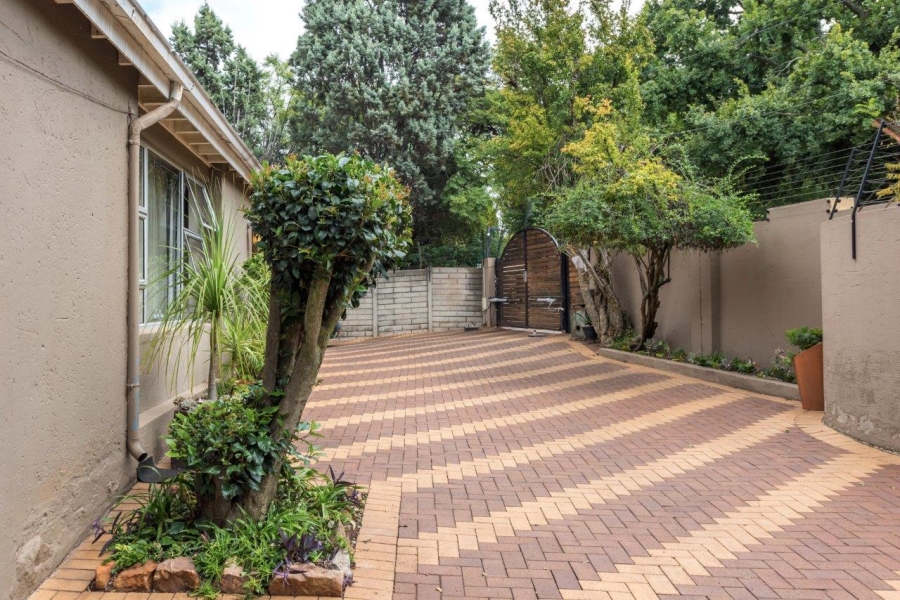 To Let 4 Bedroom Property for Rent in Observatory Gauteng