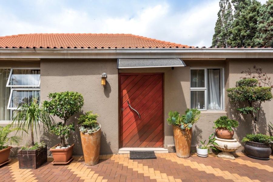 To Let 4 Bedroom Property for Rent in Observatory Gauteng