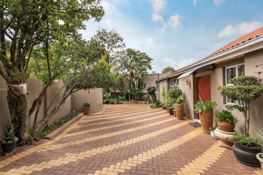 To Let 4 Bedroom Property for Rent in Observatory Gauteng