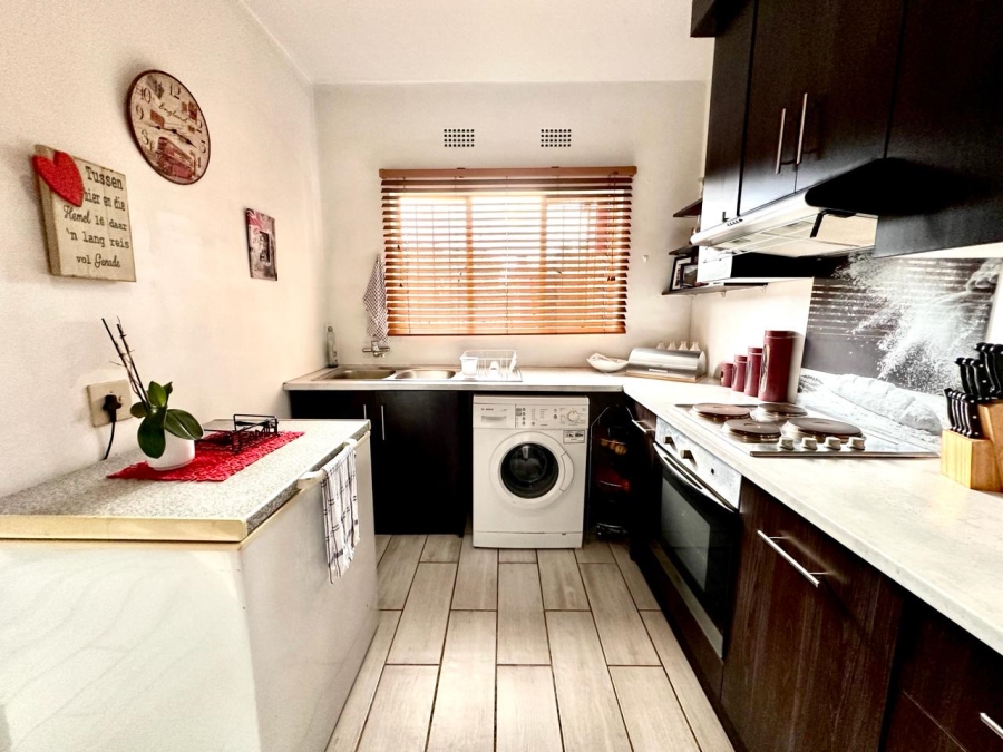 To Let 2 Bedroom Property for Rent in Albemarle Ext 1 Gauteng