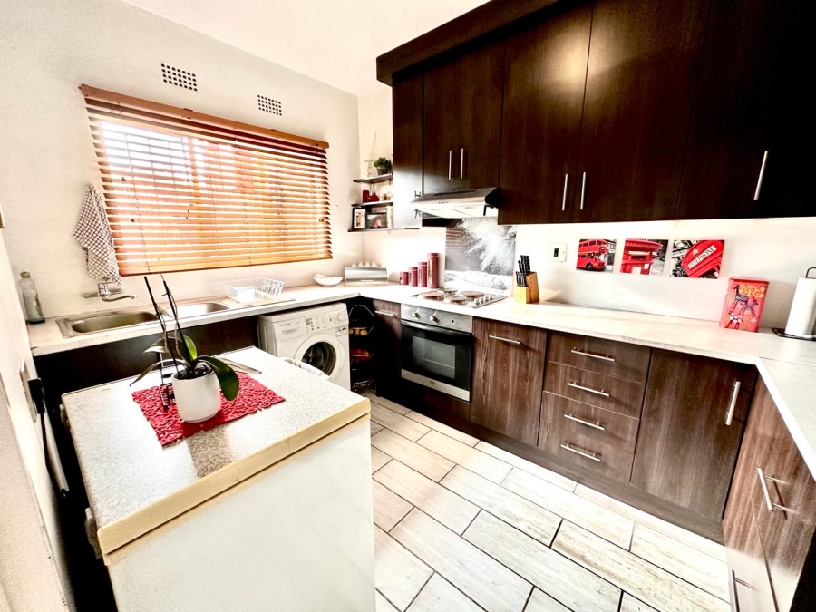 To Let 2 Bedroom Property for Rent in Albemarle Ext 1 Gauteng