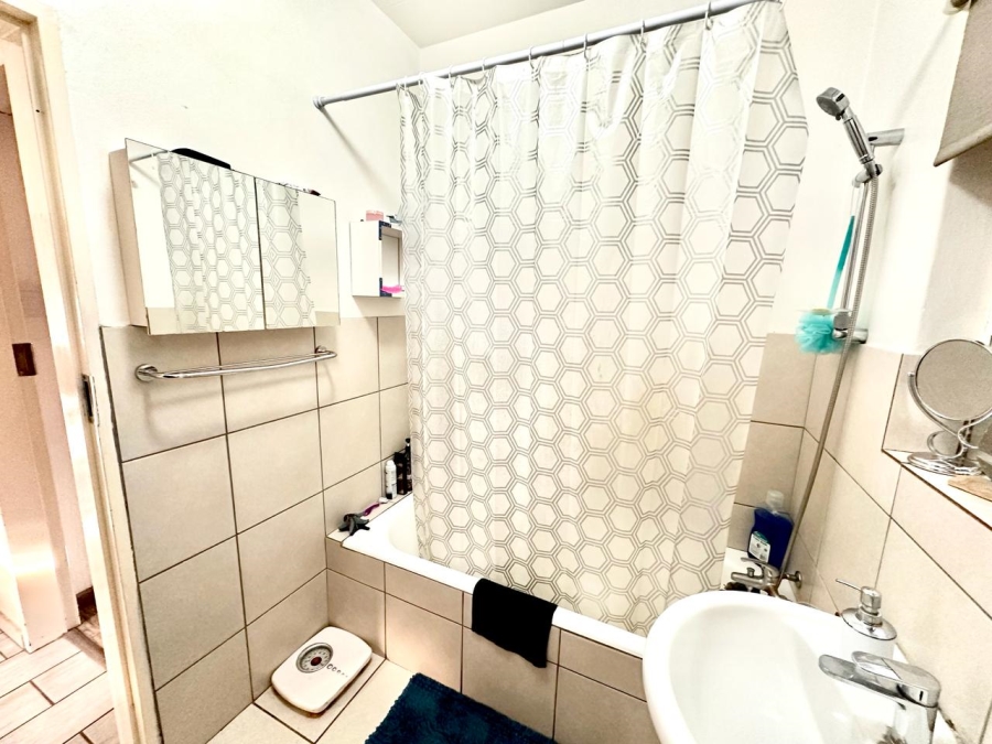 To Let 2 Bedroom Property for Rent in Albemarle Ext 1 Gauteng