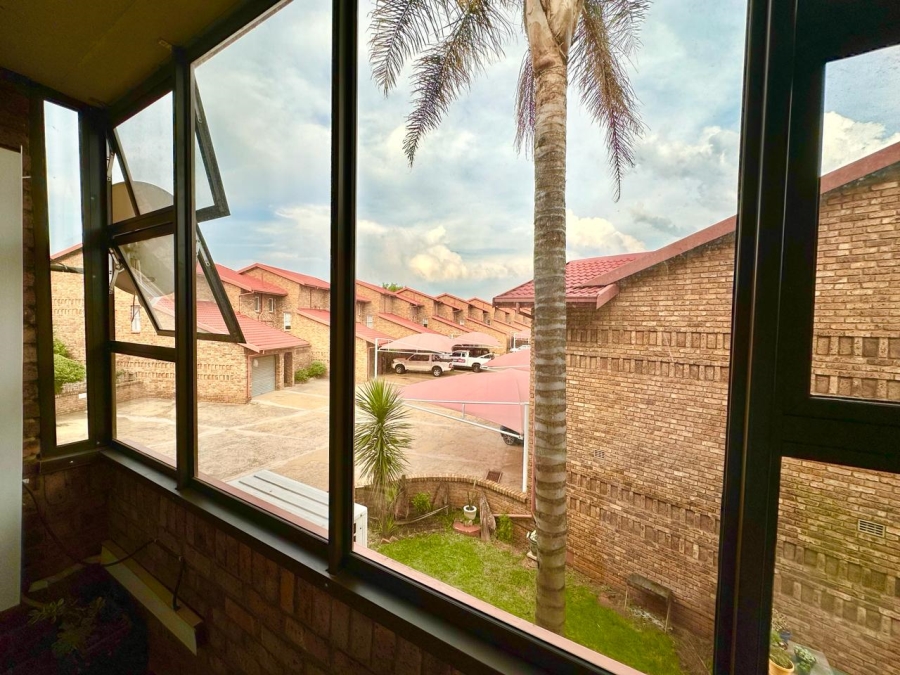 To Let 2 Bedroom Property for Rent in Albemarle Ext 1 Gauteng