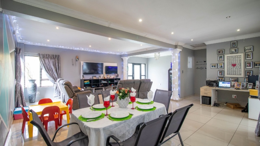 3 Bedroom Property for Sale in Sunnyridge Gauteng
