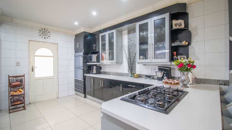 3 Bedroom Property for Sale in Sunnyridge Gauteng