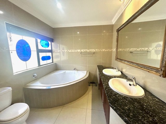 3 Bedroom Property for Sale in River Club Gauteng