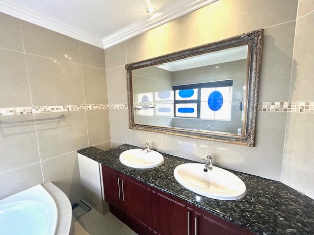 3 Bedroom Property for Sale in River Club Gauteng