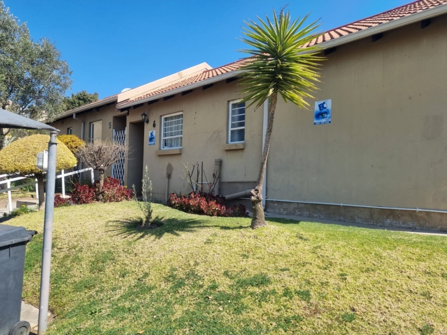 To Let 2 Bedroom Property for Rent in Randpark Ridge Gauteng