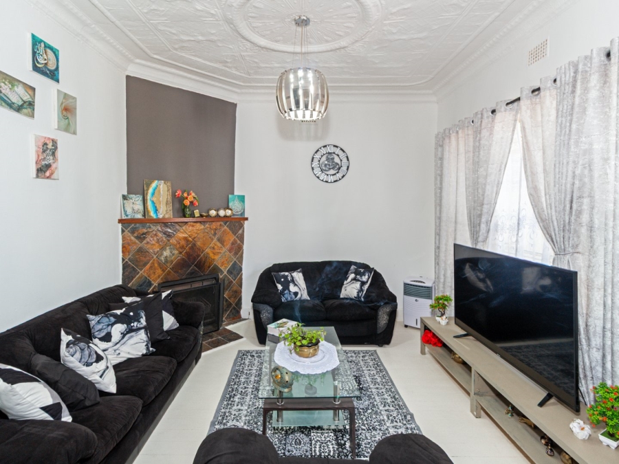 4 Bedroom Property for Sale in Westdene Gauteng