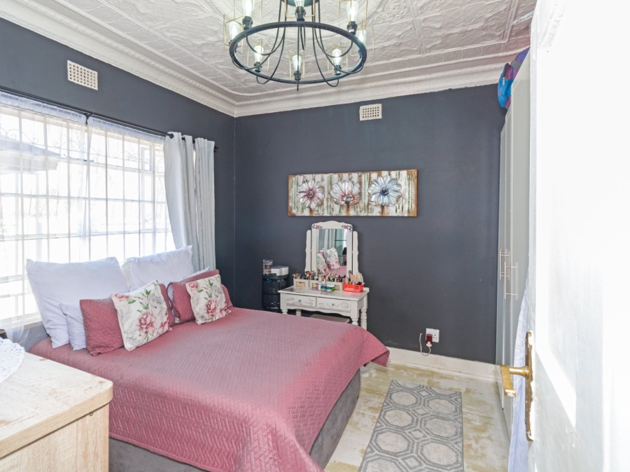 4 Bedroom Property for Sale in Westdene Gauteng