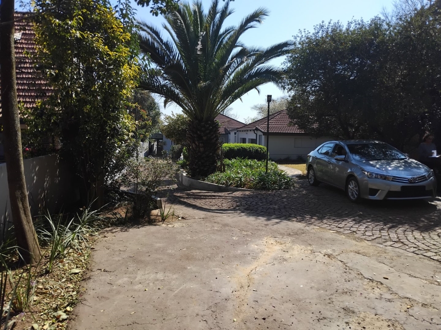 4 Bedroom Property for Sale in Kensington Gauteng