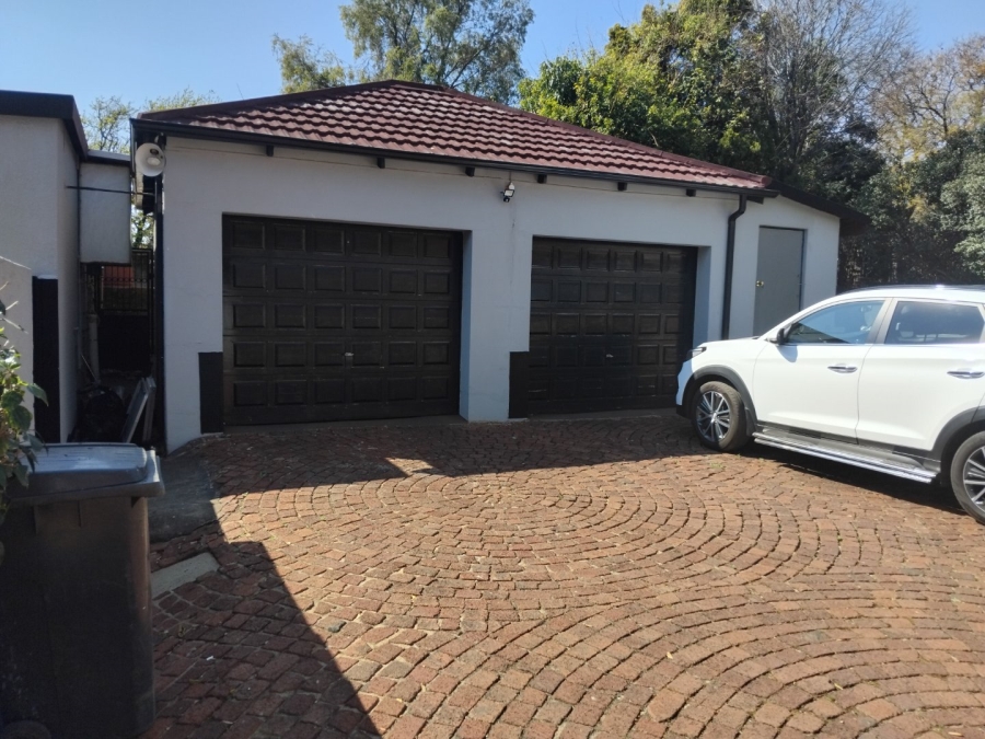 4 Bedroom Property for Sale in Kensington Gauteng