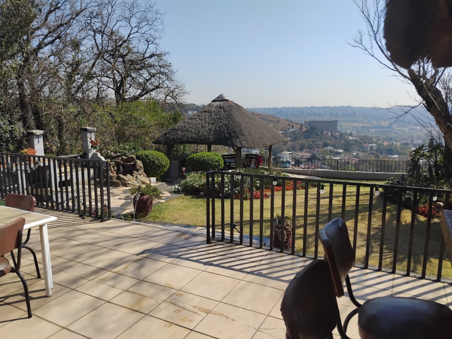 4 Bedroom Property for Sale in Kensington Gauteng