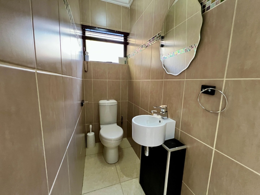 4 Bedroom Property for Sale in Cornwall Hill Gauteng