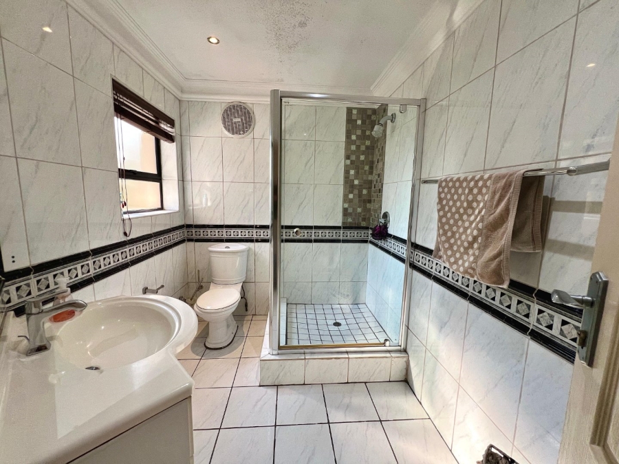 4 Bedroom Property for Sale in Cornwall Hill Gauteng