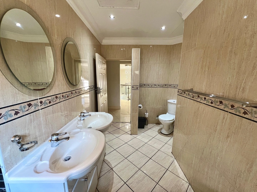 4 Bedroom Property for Sale in Cornwall Hill Gauteng