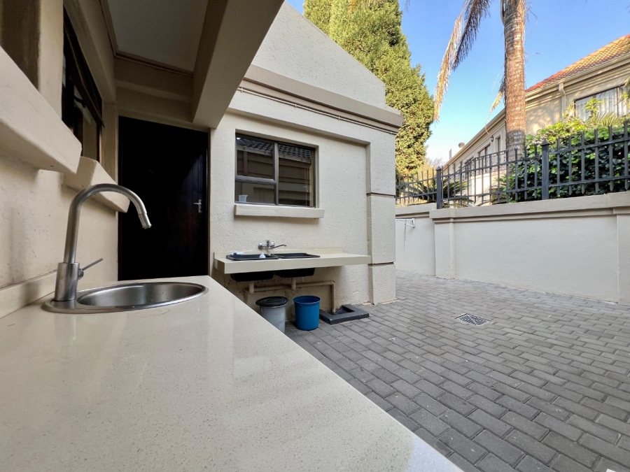 4 Bedroom Property for Sale in Cornwall Hill Gauteng