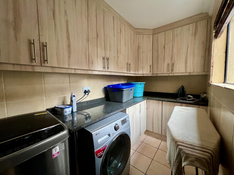 4 Bedroom Property for Sale in Cornwall Hill Gauteng