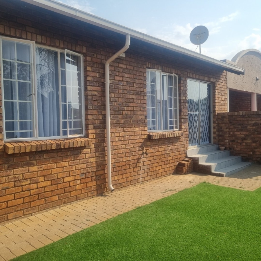 2 Bedroom Property for Sale in Amberfield Heights Gauteng